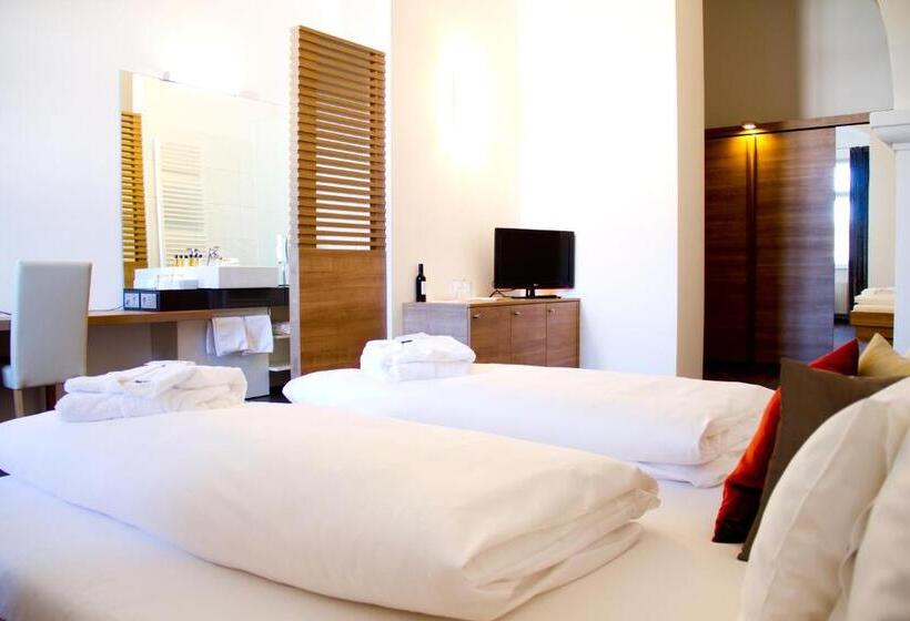 Семейный Номер, Altes Kloster