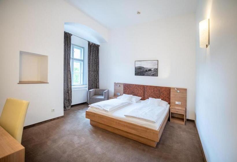 Номер Economy, Altes Kloster