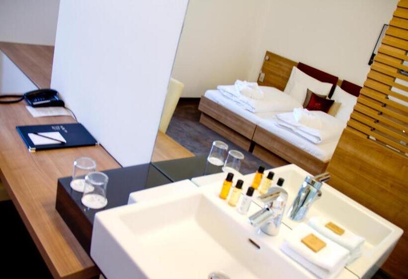 Номер Стандарт, Altes Kloster