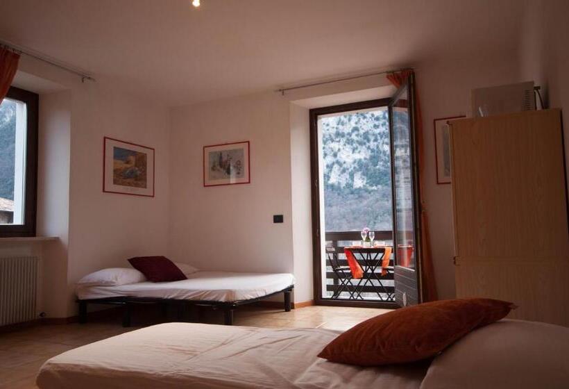 شقة غرفة واحدة ذات إطلالة, Antica Croce   Gardaslowemotion