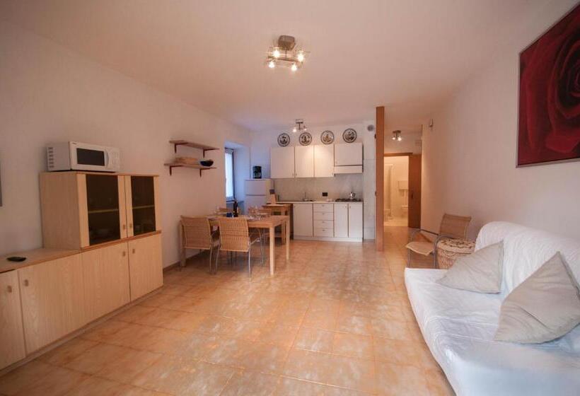 شقة غرفة واحدة ذات إطلالة, Antica Croce   Gardaslowemotion