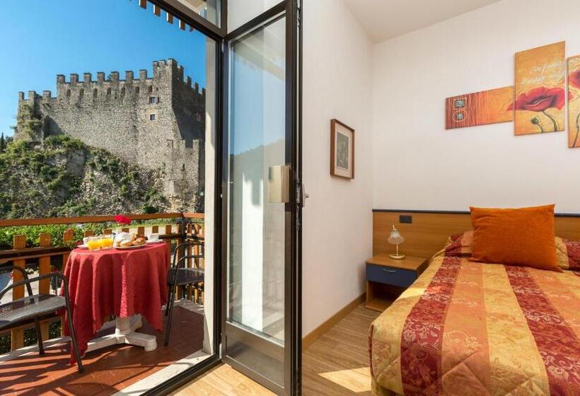 غرفة قياسية ذات إطلالة, Antica Croce   Gardaslowemotion