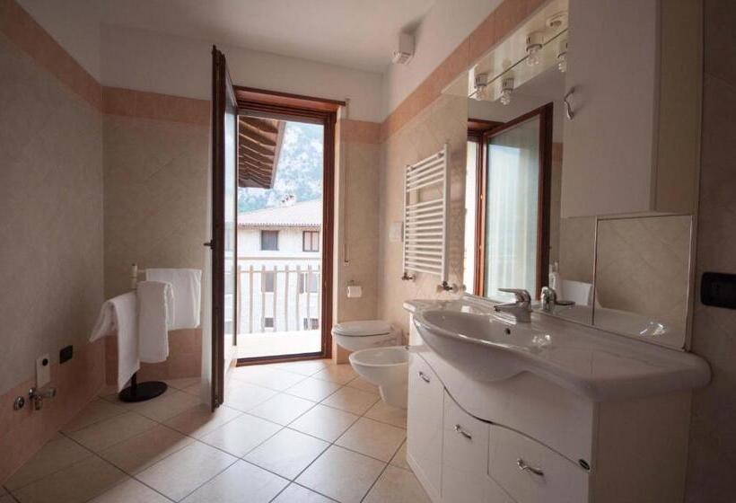 شقة غرفة واحدة ذات إطلالة, Antica Croce   Gardaslowemotion