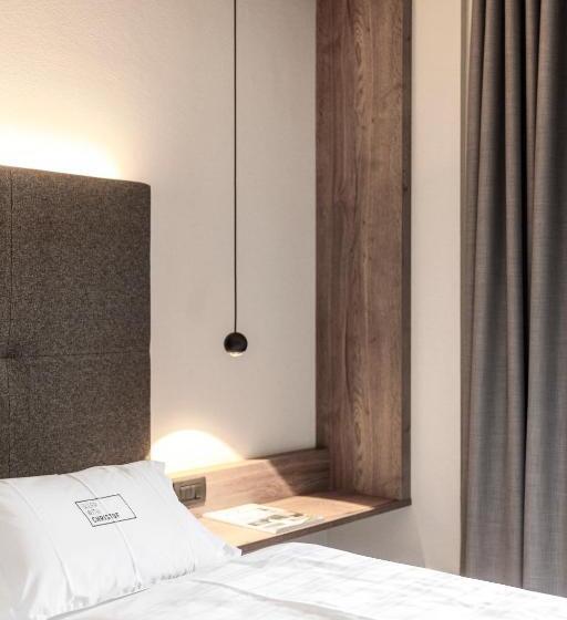 Номер Стандарт с Балконом, Christof