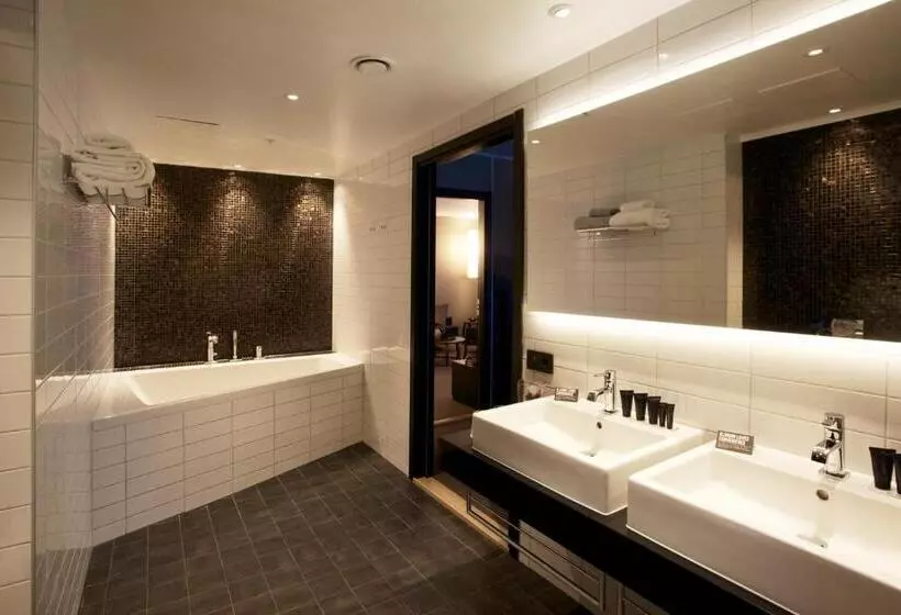 スイート, Clarion Hotel Sense