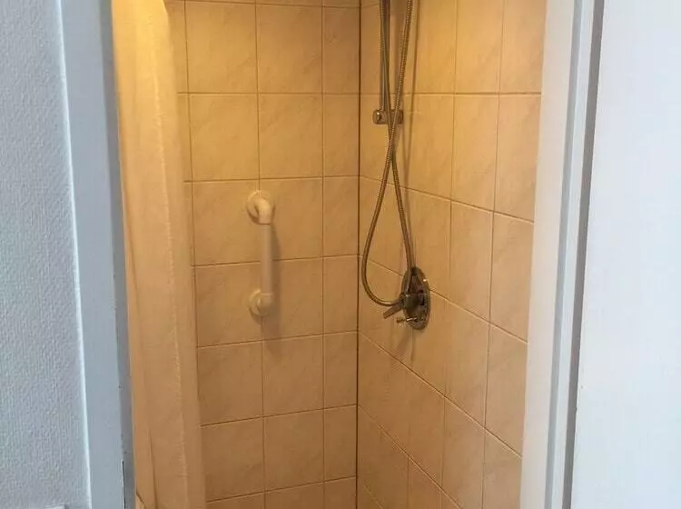 Standard Single Room, De Keizerskroon Hoorn