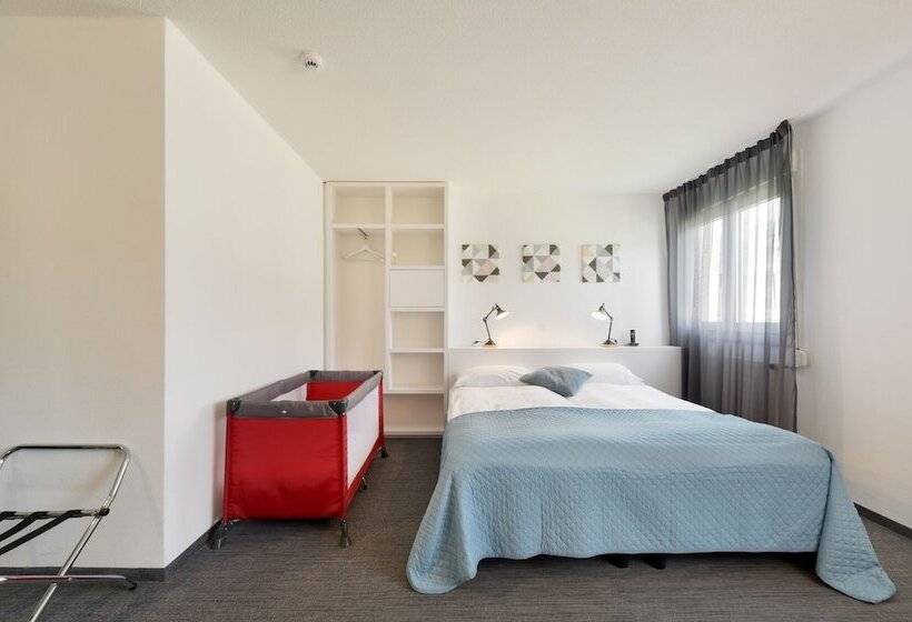 חדר משפחתי, Des Mosaiques