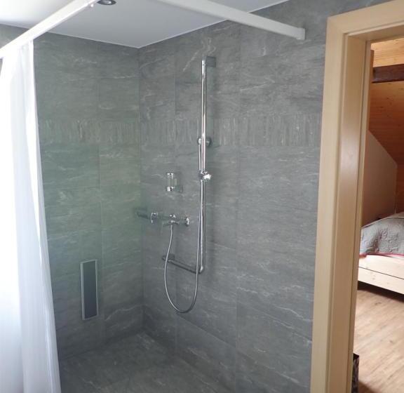 סוויטת ג'וניור, Furka