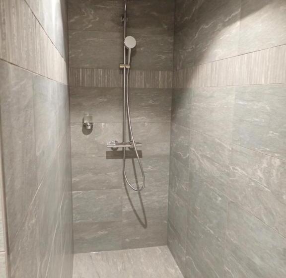 חדר קומפורט יחיד, Furka