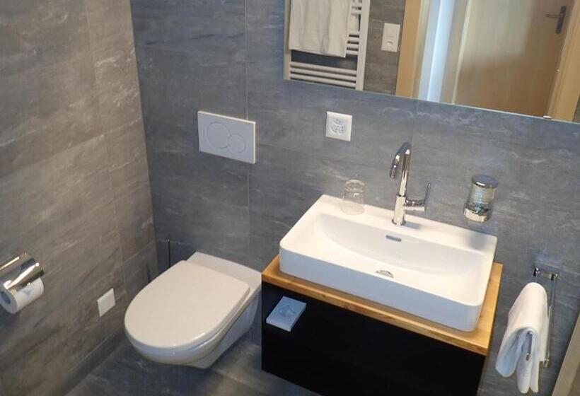 舒适型单人间, Furka