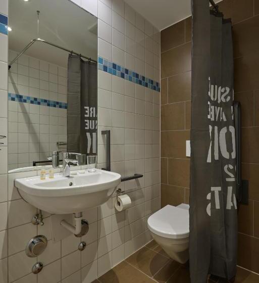 Family Suite, Hine Adon Fribourg