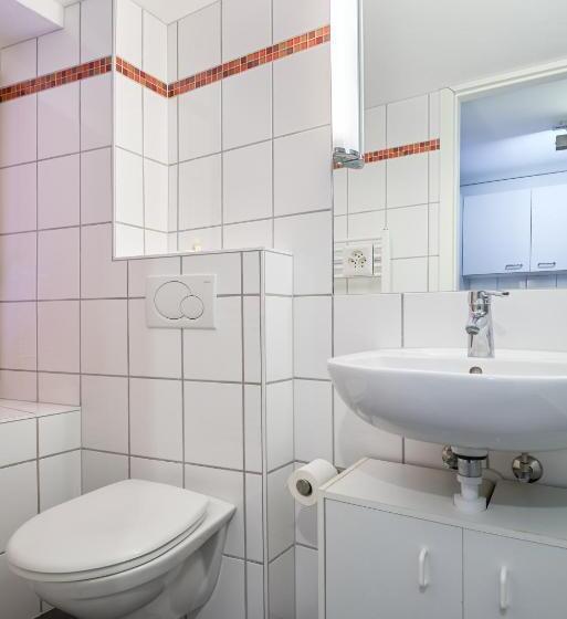 Family Suite, Hine Adon Fribourg