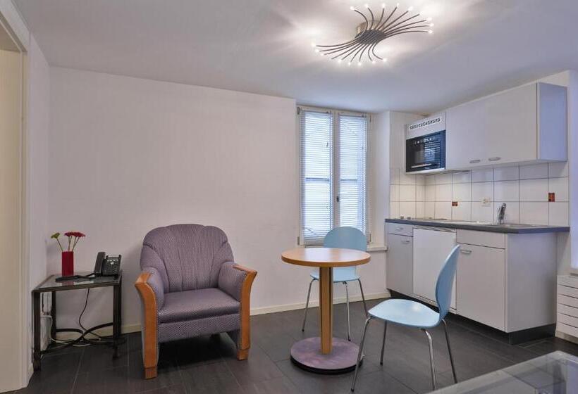 Family Suite, Hine Adon Fribourg