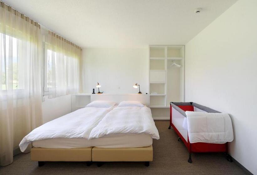 חדר משפחתי, Des Mosaiques