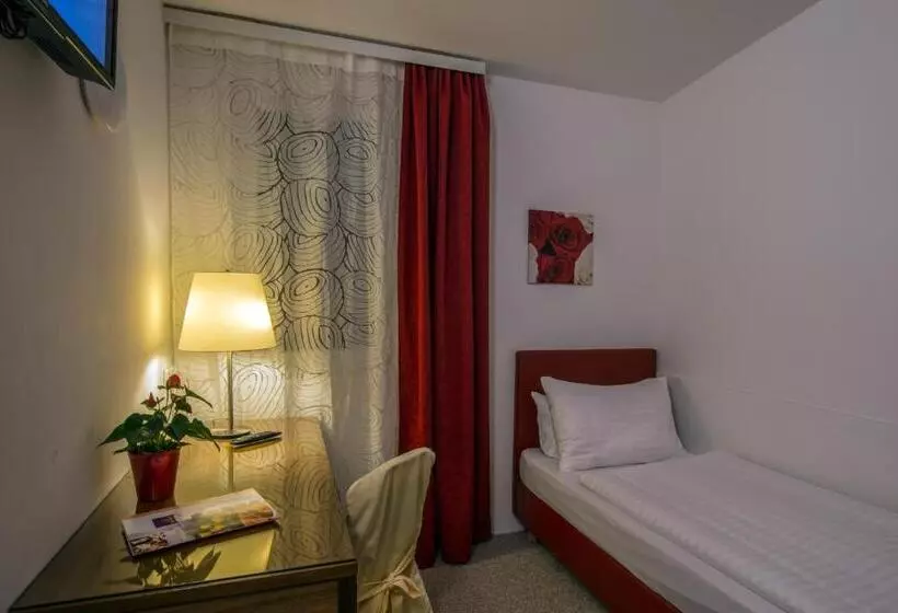 Standard Single Room, Kaiserrast