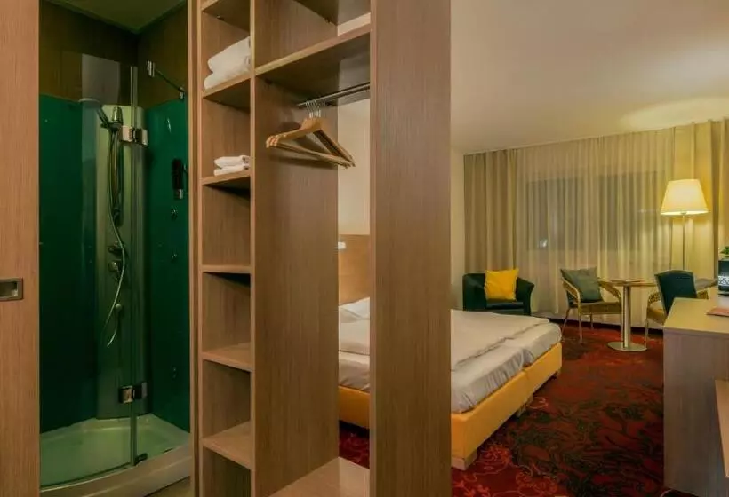 Comfort Room, Kaiserrast