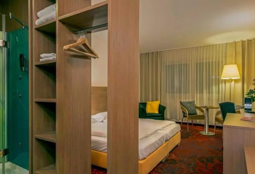 Comfort Room, Kaiserrast