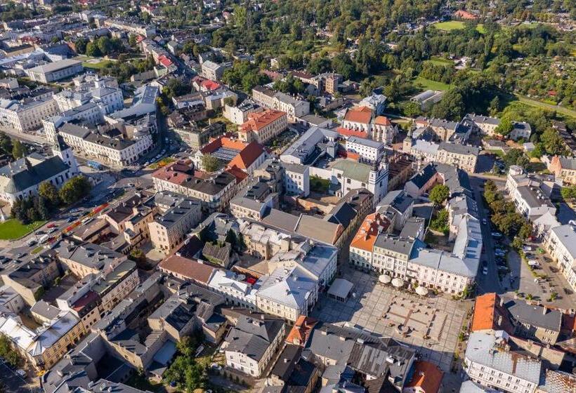 디럭스 룸, Kamienica Szefferów 1848 R