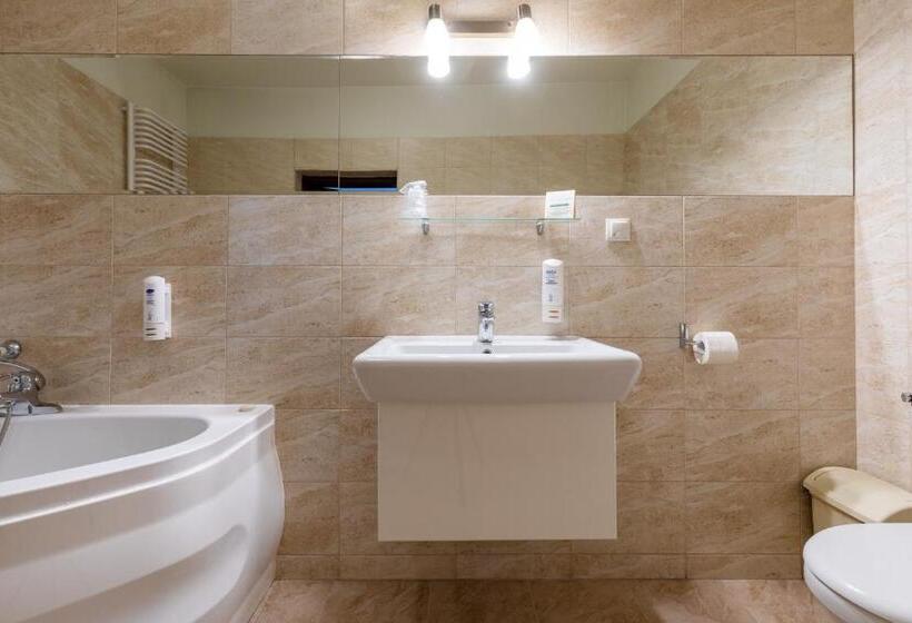 디럭스 룸, Kamienica Szefferów 1848 R