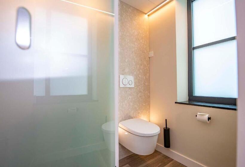 اتاق لوکس, Kapellerput Heeze Eindhoven