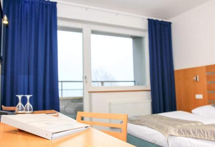 스탠다드 룸 호수 전망, Port Doksy