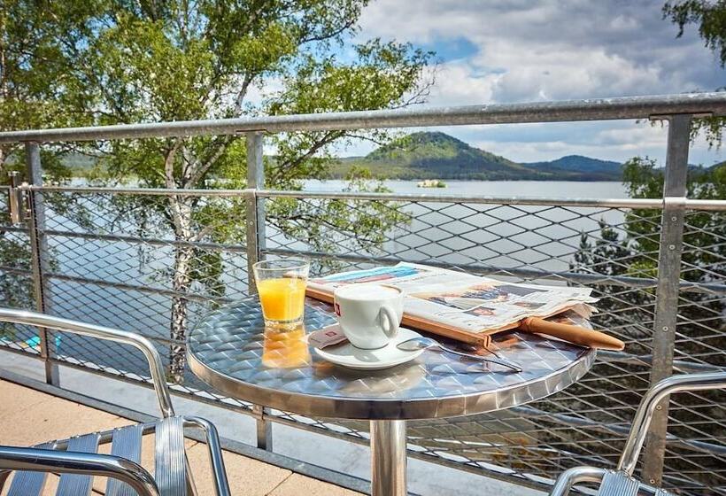 스탠다드 룸 호수 전망, Port Doksy