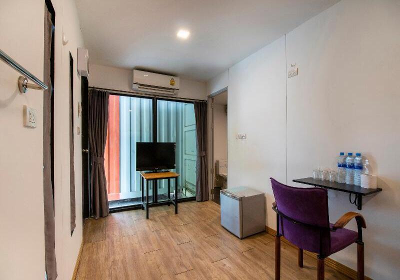 스탠다드 룸, Port Doksy