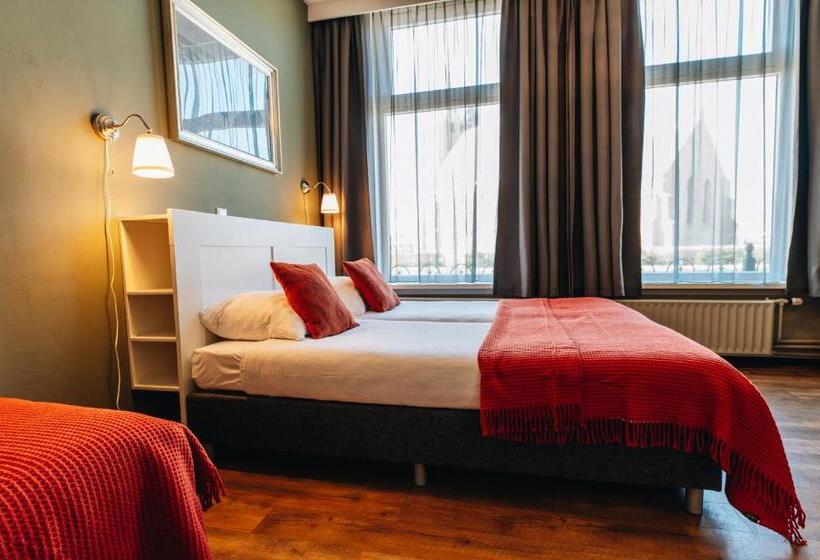 اتاق استاندارد سه نفره, Renesse