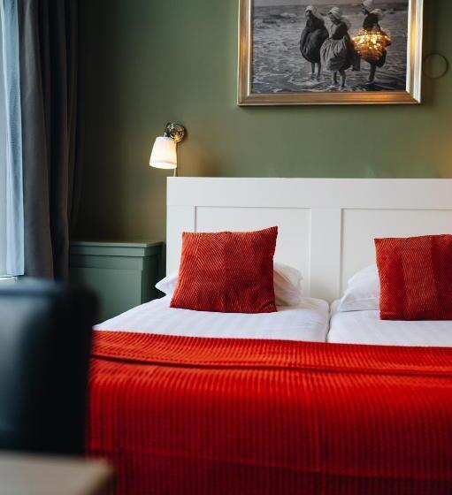 اتاق خانوادگی, Renesse