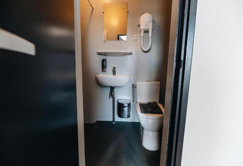 اتاق استاندارد, Renesse