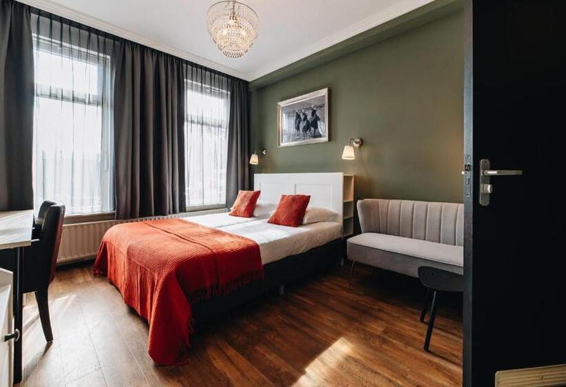 اتاق استاندارد, Renesse