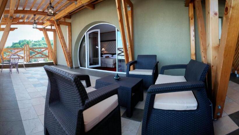 펜트하우스 룸, Simfonia Boutique