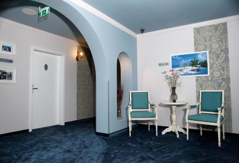 스탠다드 룸 킹사이즈 침대, Simfonia Boutique