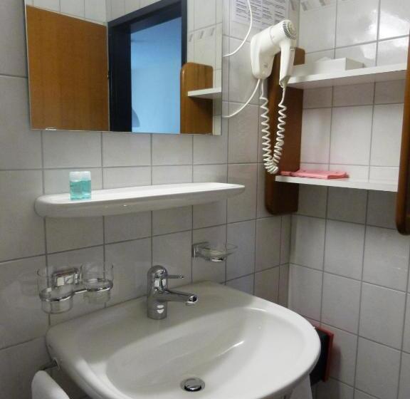 Номер Стандарт Индивидуальный, Sportcenter Funf Dorfer Ag