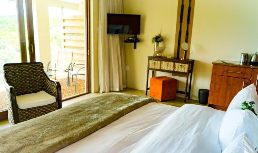 디럭스 룸 킹사이즈 침대, Kapensis Guesthouse  Ltd