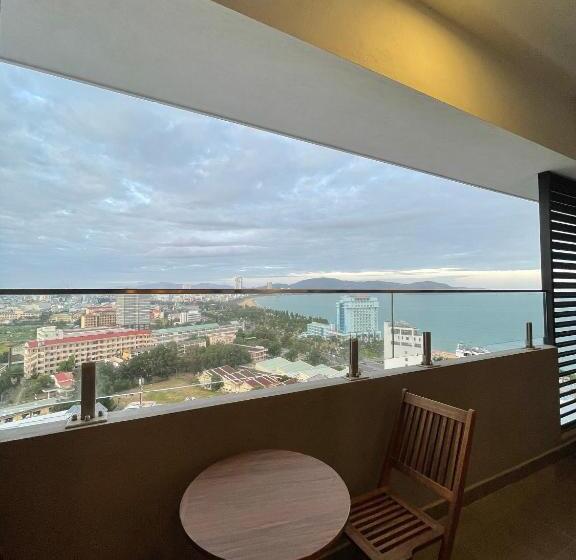 آپارتمان 1 خوابه با چشمانداز دریا, Flc Sea Tower Quy Nhơn Vip House