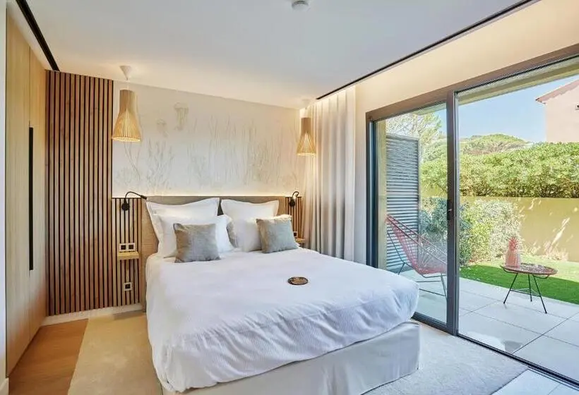Standard Room, Eden