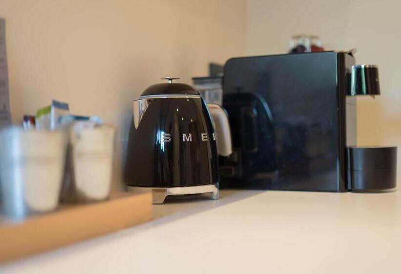 带2个卧室的别墅, Eden