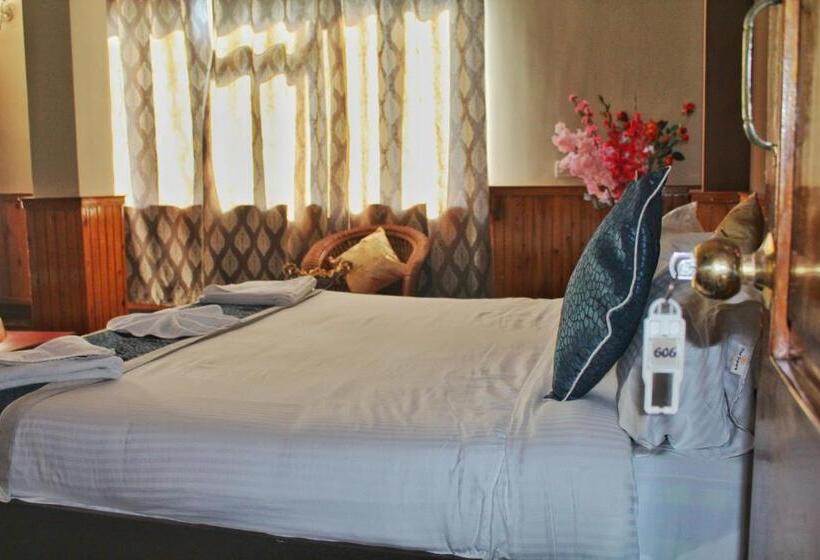 带大床的标准间, Mayal Retreat