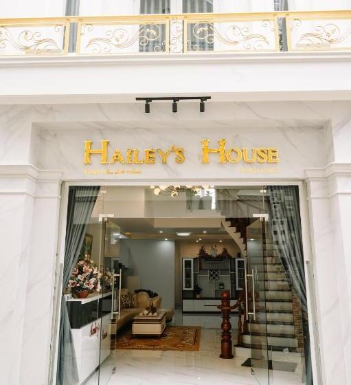 اتاق سوپریور, Hailey S House