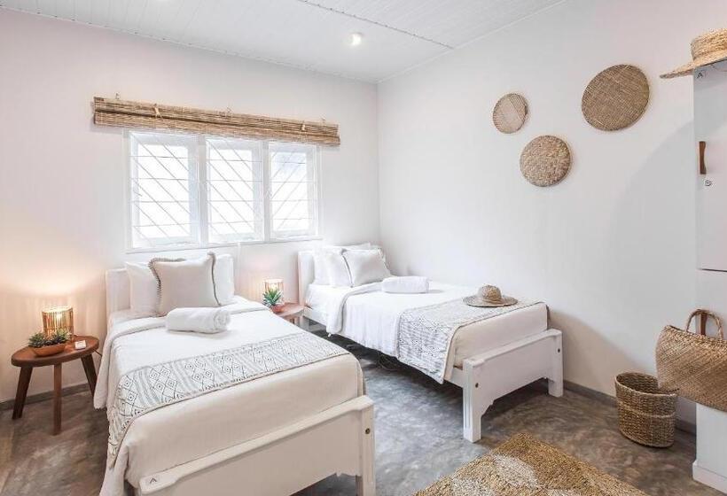 标准间, We Escape