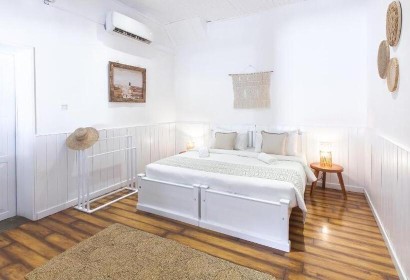 豪华套房, We Escape