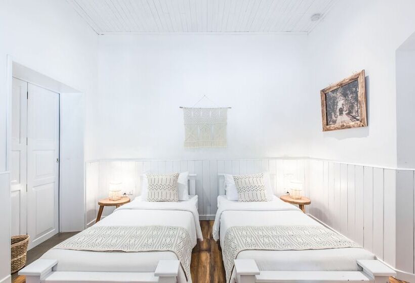 豪华房间, We Escape