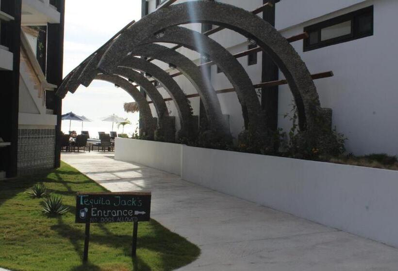 اتاق استاندارد با تخت بزرگ, Brisas Del Mar Beach + Dive Resort