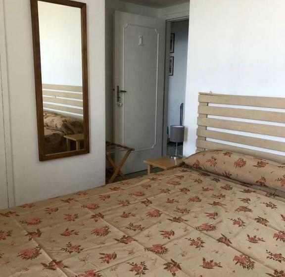 חדר אקונומי, Castello   Solo Pernotto