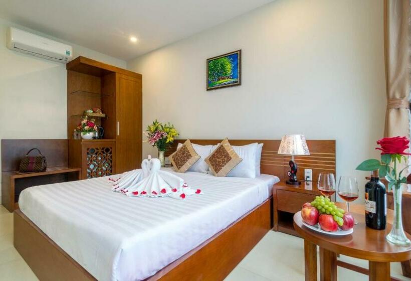اتاق لوکس, Golden Light Da Nang