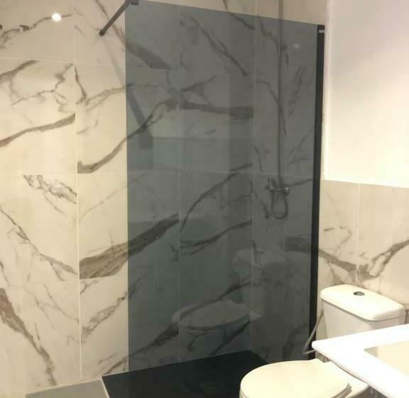 اتاق استاندارد با بالکن, Hostal Santa Calma