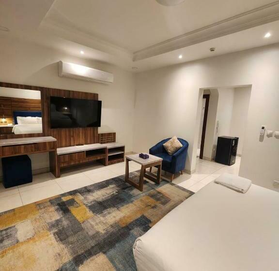 Deluxe-studio, Sama Residence