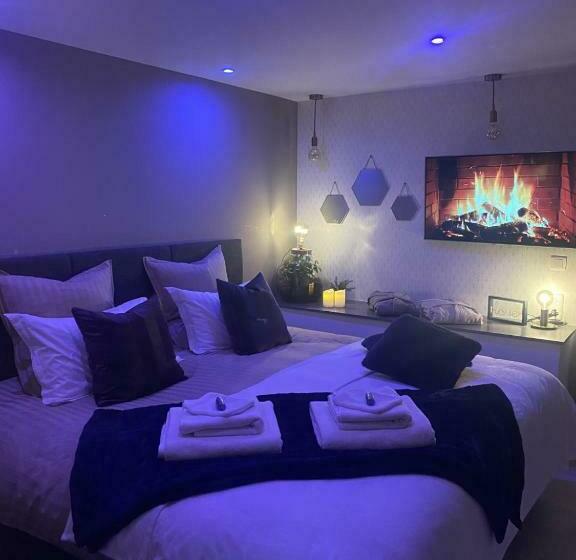 デラックスルーム, La Suite De Charme Du Mas De La Fontaine De Jonquier Avec Spa Privatif