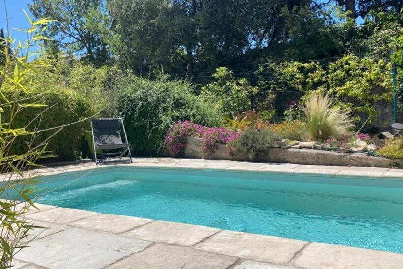 1ベッドルームハウス, La Suite De Charme Du Mas De La Fontaine De Jonquier Avec Spa Privatif